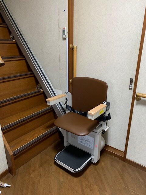 岡山県:岡山県岡山市に階段昇降機を設置しました