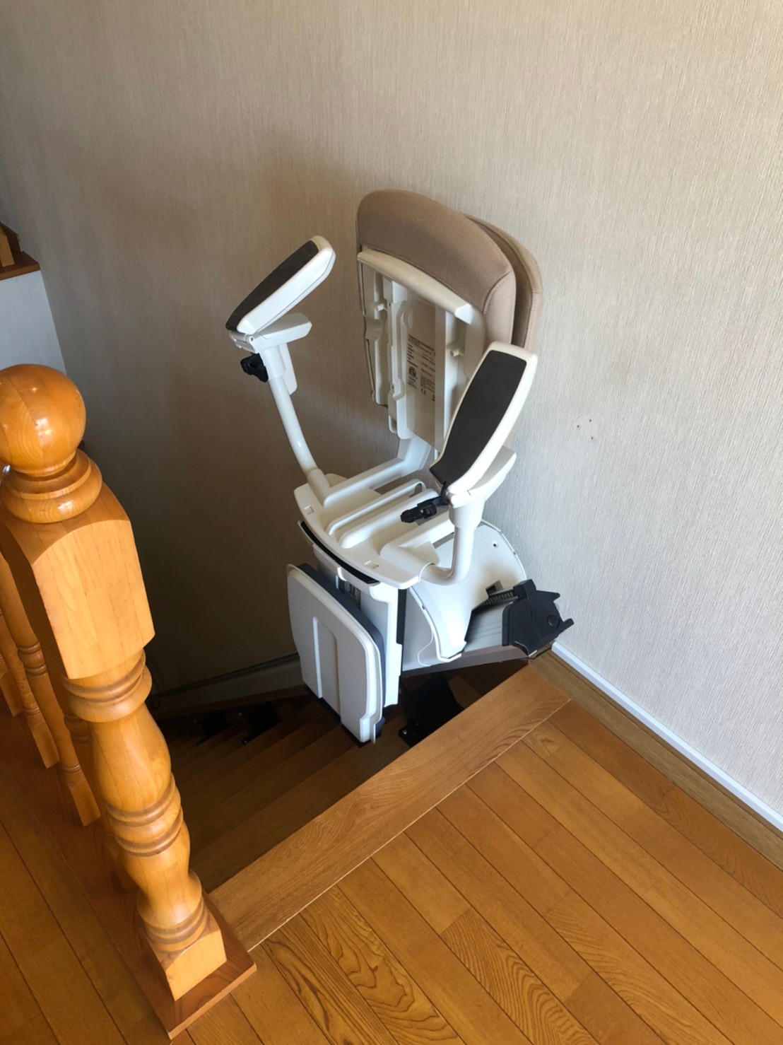 京都府:京都府福知山市に階段昇降機を設置しました