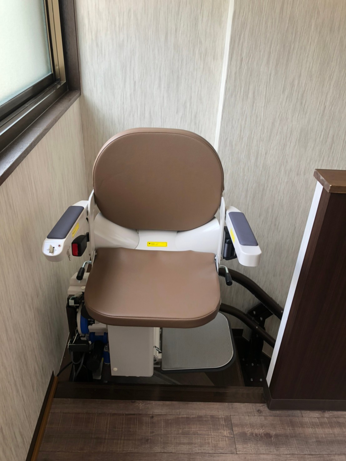 京都府:京都府に階段昇降機を設置しました
